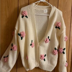Chic Cream Cardigan with Pink Floral Embroidery